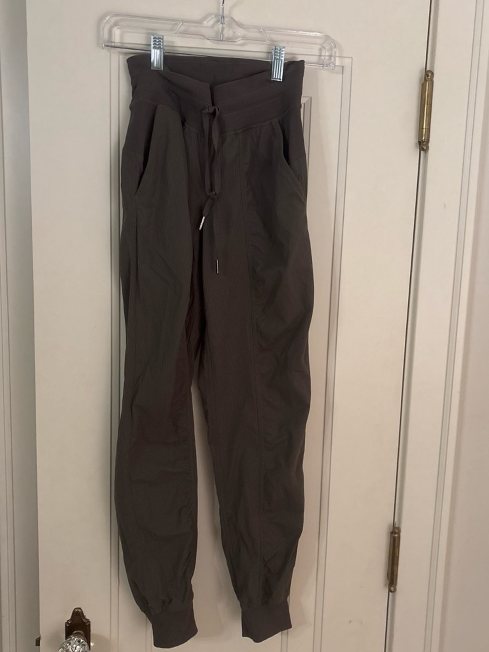 lululemon athletica Women's Track Joggers in Olive Green